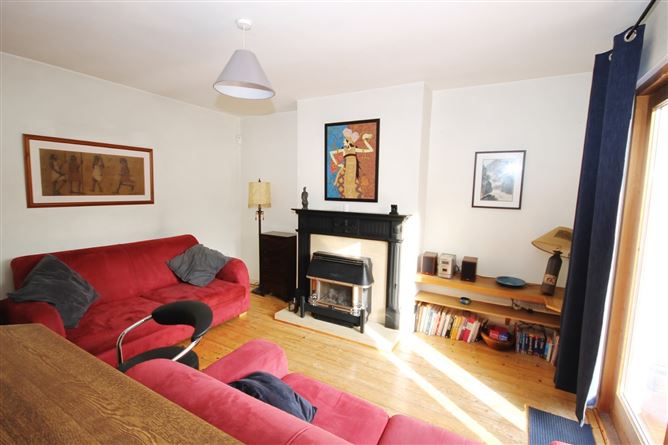 215 St. James's Road, Walkinstown, Dublin 12