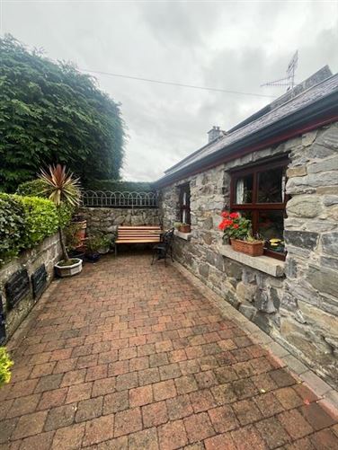 Trinity Cottage, Old Church Road, Carlingford, Louth