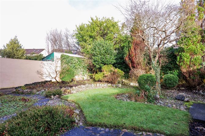 28 The Rise, Knocknacarra, Galway.