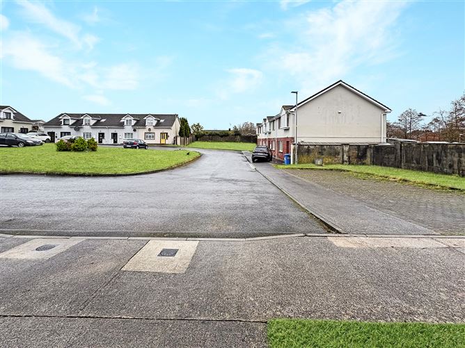 115 Dun Na Hinse, Lahinch Road, Ennis, Co. Clare