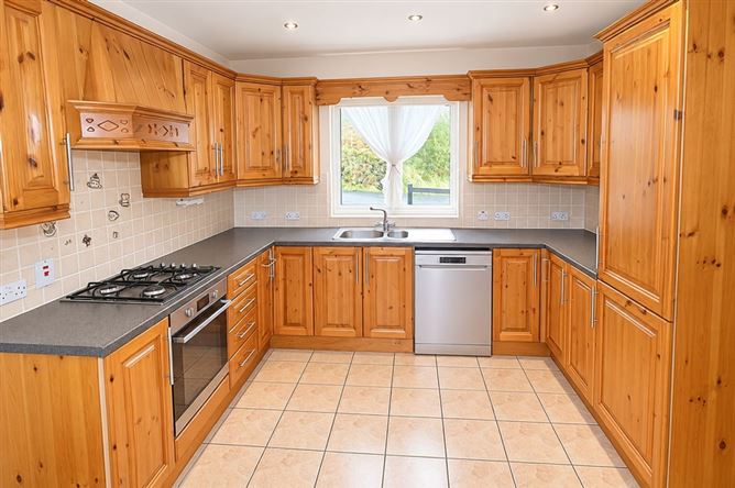 2 Keenaghan Close, Carrick Road, Kilcar, Co. Donegal