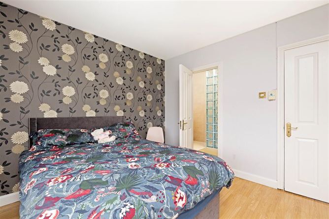 12 Colthurst Way, Lucan, Dublin
