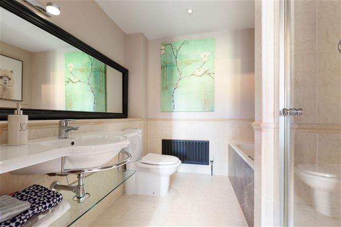 14 Druid's Court, Druid's Glen, Newtownmountkennedy, Co. Wicklow