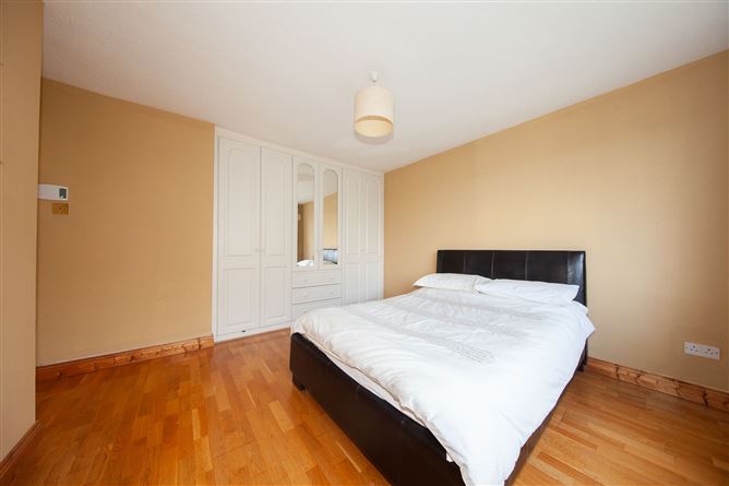 13 Carrigwood, Firhouse, Dublin