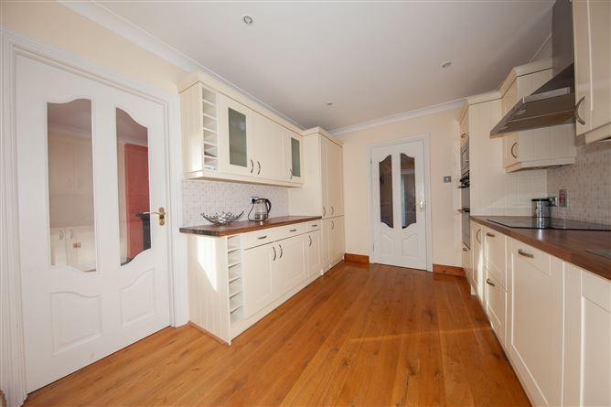 13 Carrigwood, Firhouse, Dublin