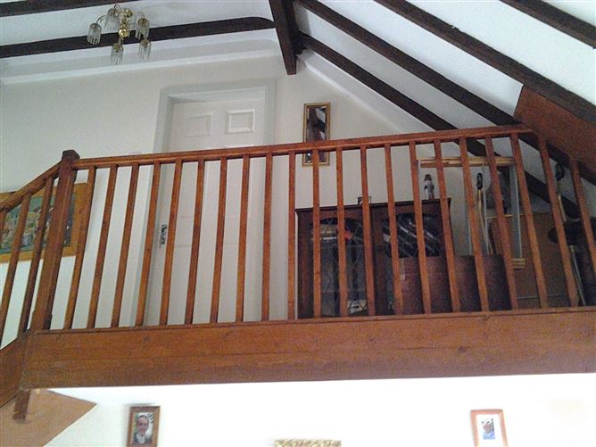 1 The Thatched Cottages, Knockananna, Wicklow