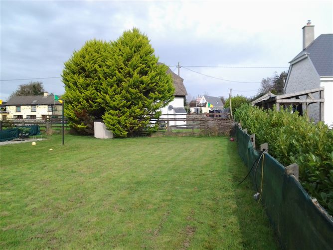 1 The Thatched Cottages, Knockananna, Wicklow