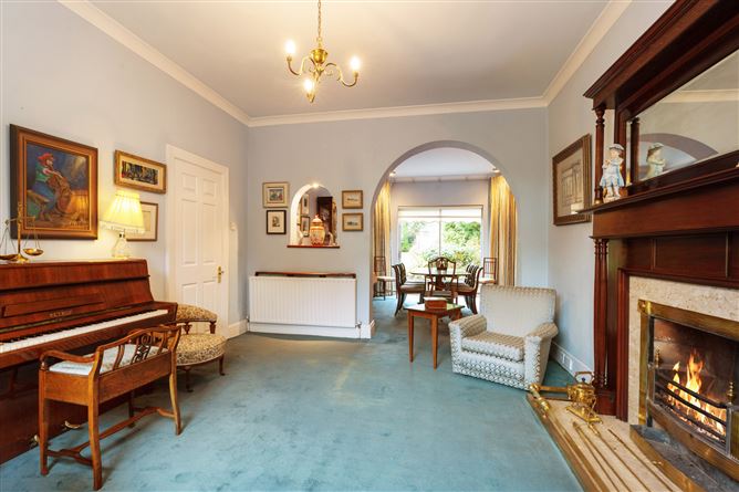 22 Woodlands Park, Mount Merrion Avenue, Blackrock, Co. Dublin