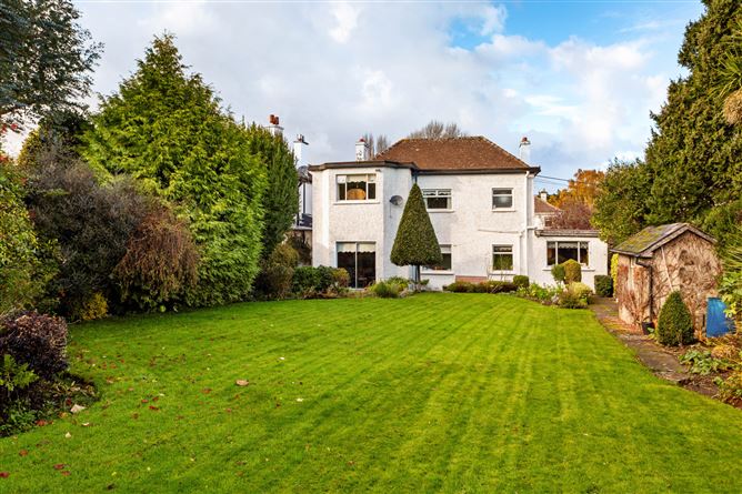 22 Woodlands Park, Mount Merrion Avenue, Blackrock, Co. Dublin