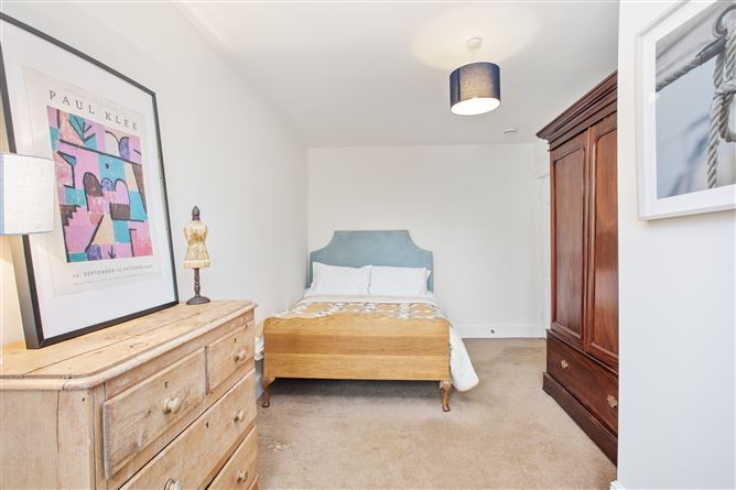  2 Farrenboley Park, Dundrum, Dublin 14