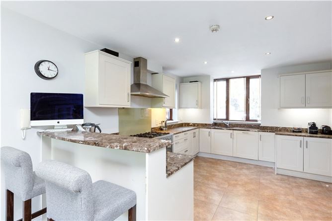 12 Saint Helier's Copse, Stillorgan Park, Blackrock, Co. Dublin