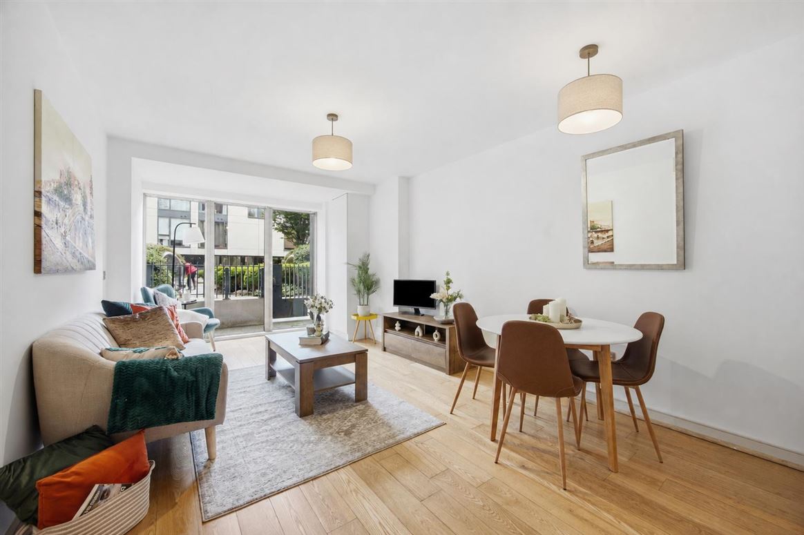 3 Hanover Riverside, Grand Canal Dk, Dublin 2