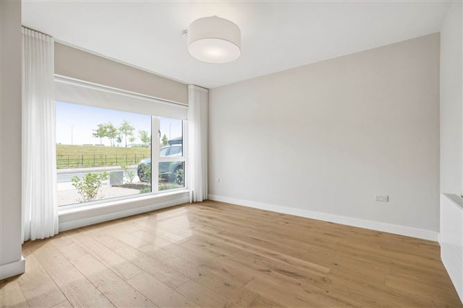 22 Tully Park View, Dublin 18