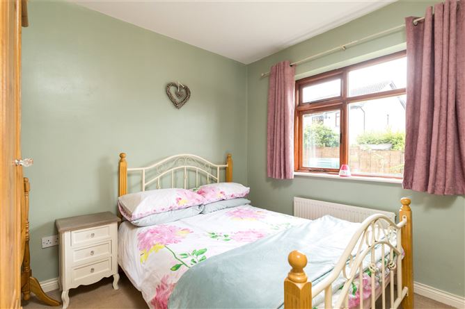 17 The Paddock, Milehouse Rd, Enniscorthy, Co.Wexford