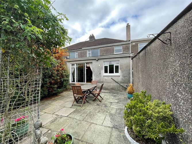 Geraldton, 5 Ardfallen Road, Ballinlough, Cork