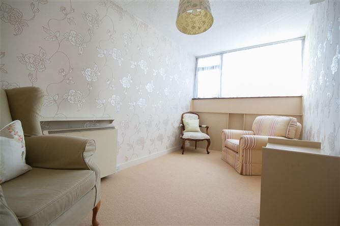50 Beechwood Lawn, Glenageary, County Dublin