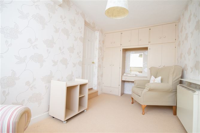 50 Beechwood Lawn, Glenageary, County Dublin