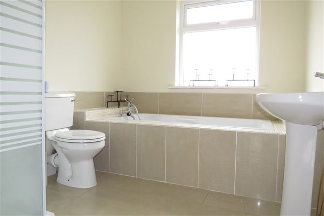 12 The Hawthorns, Ballyagran, Kilmallock, Co. Limerick