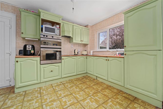 22 Tymon Close, Old Bawn, Tallaght