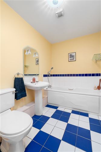 11 Hayworth Close, Ongar, Dublin 15