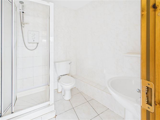 4 The Moate Castlefield, Athy, County Kildare