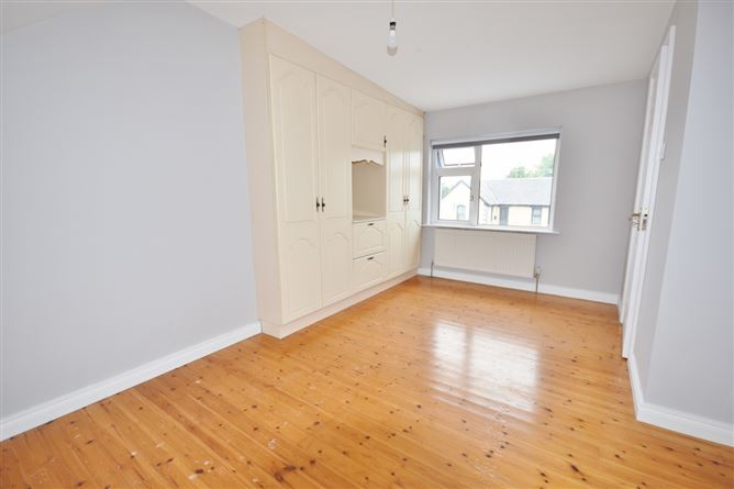 Photo 17 of 25 — St Brendans Terrace, Listowel, Co. Kerry