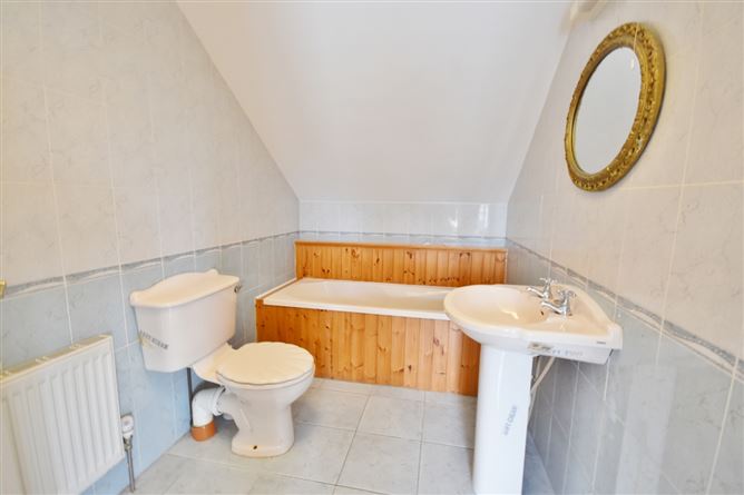 Photo 20 of 25 — St Brendans Terrace, Listowel, Co. Kerry