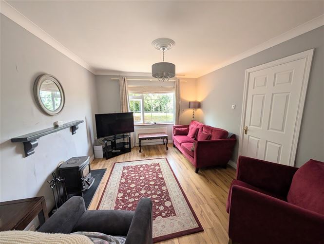 3 Coill Fuinseoige, St Conlan's Road, Nenagh, Co. Tipperary