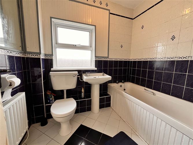 Photo 11 of 12 — 37 Glenbaun, Ballybane, Galway, County Galway