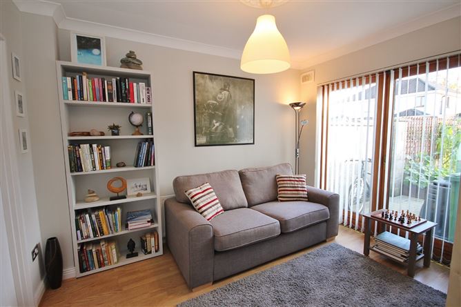 5 Ballyowen Crescent, Lucan, Co. Dublin