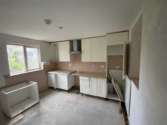9 & 9A Lower Ormond Street, Nenagh, Co. Tipperary