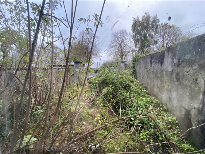 9 & 9A Lower Ormond Street, Nenagh, Co. Tipperary