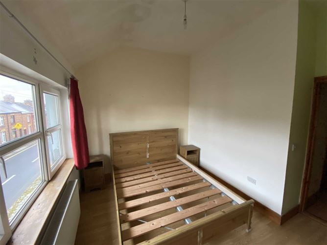 9 & 9A Lower Ormond Street, Nenagh, Co. Tipperary