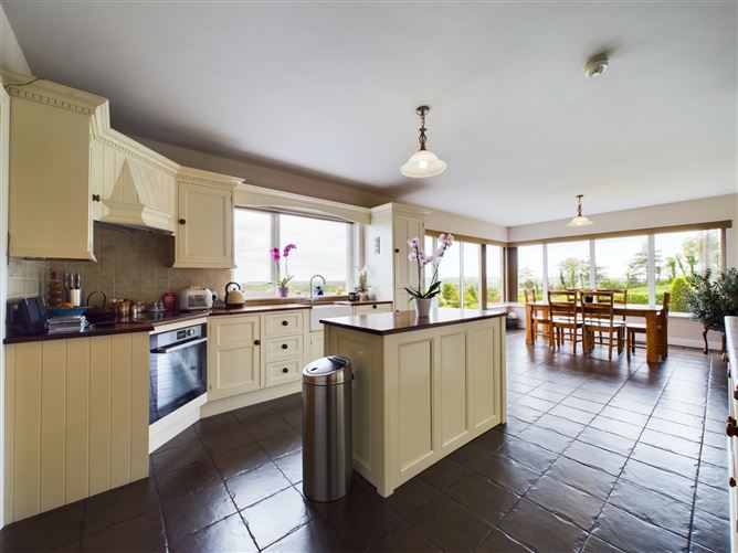 Caherea, Lissycasey, Ennis, Co. Clare