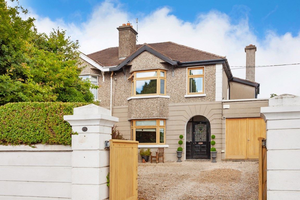 24 Dollymount Avenue, Clontarf,   Dublin 3