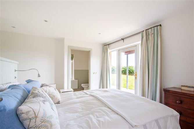 8 The Island, Inchydoney, Clonakilty, Co. Cork