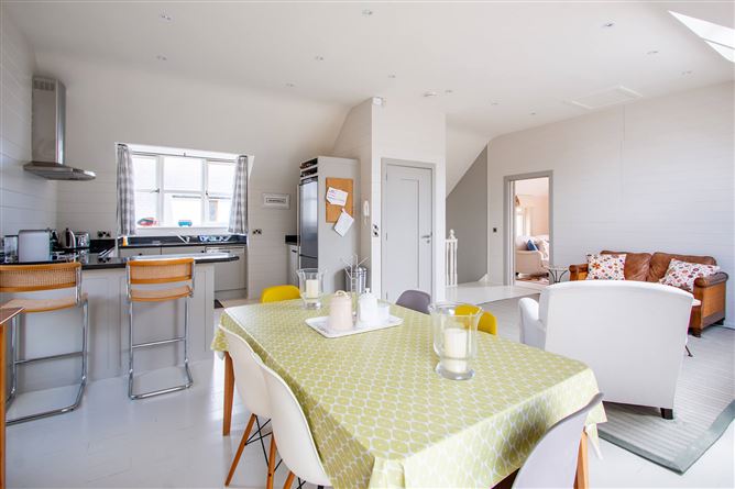 8 The Island, Inchydoney, Clonakilty, Co. Cork