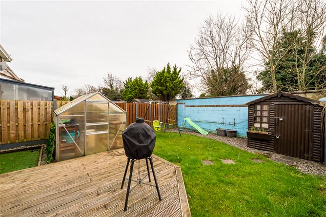 14 Tara Court Road, Navan, Meath