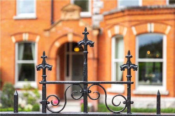 31 Eglinton Road, Donnybrook, Dublin 4