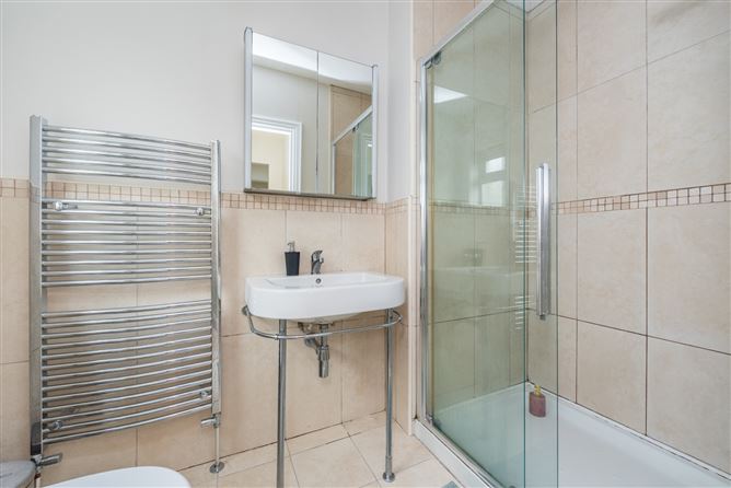 5 The Crescent, Johnstown Manor, Johnstown, Co. Kildare