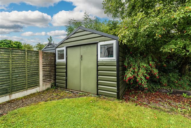 5 The Crescent, Johnstown Manor, Johnstown, Co. Kildare