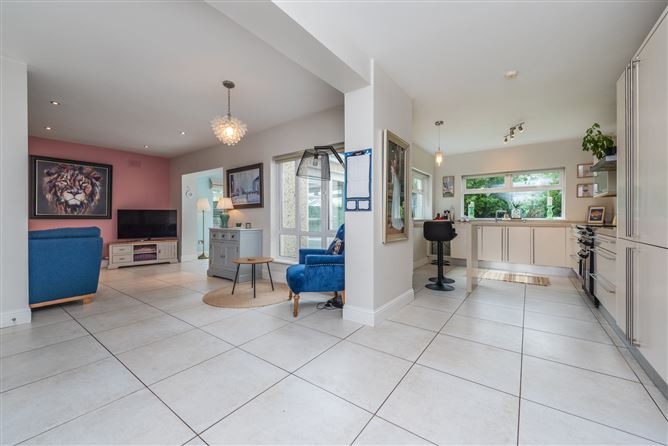 5 The Crescent, Johnstown Manor, Johnstown, Co. Kildare