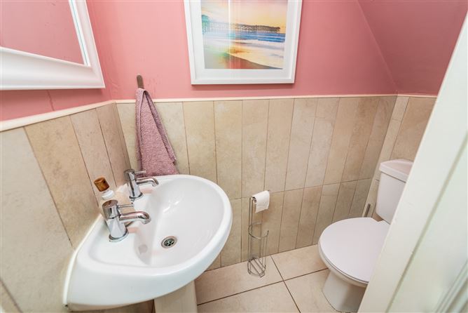 5 The Crescent, Johnstown Manor, Johnstown, Co. Kildare