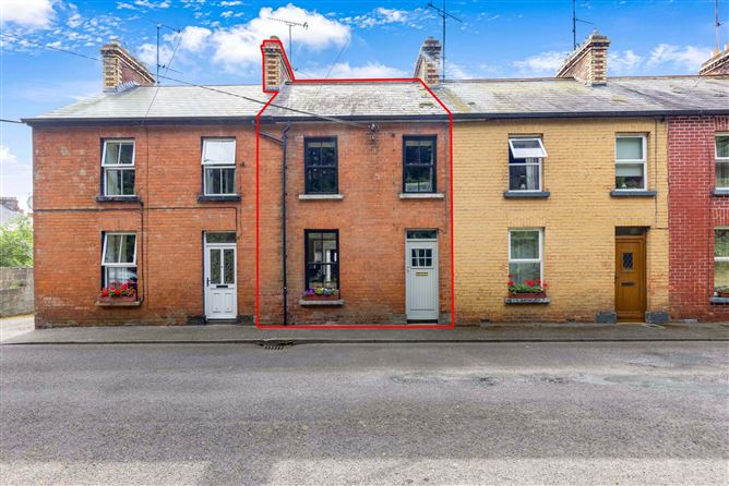 2 Fermanagh Terrace, Newtownbutler Rd, Clones, Co. Monaghan