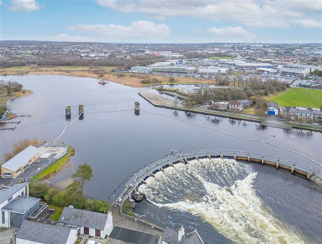 20 Riverside, Woodquay, Galway