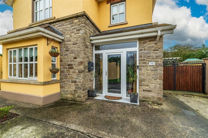 10 Woodview, Rathangan, Kildare