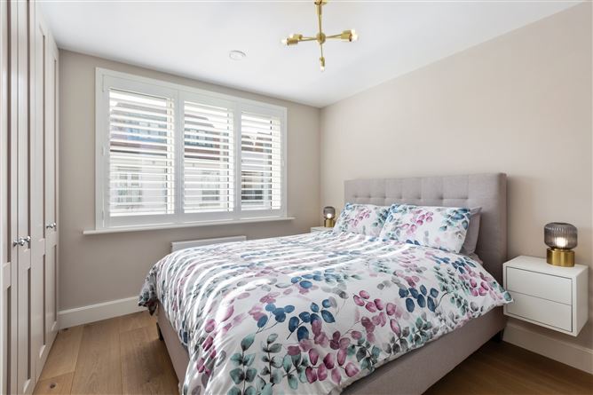 54 Brighton Wood, Brighton Road, Foxrock, Dublin 18