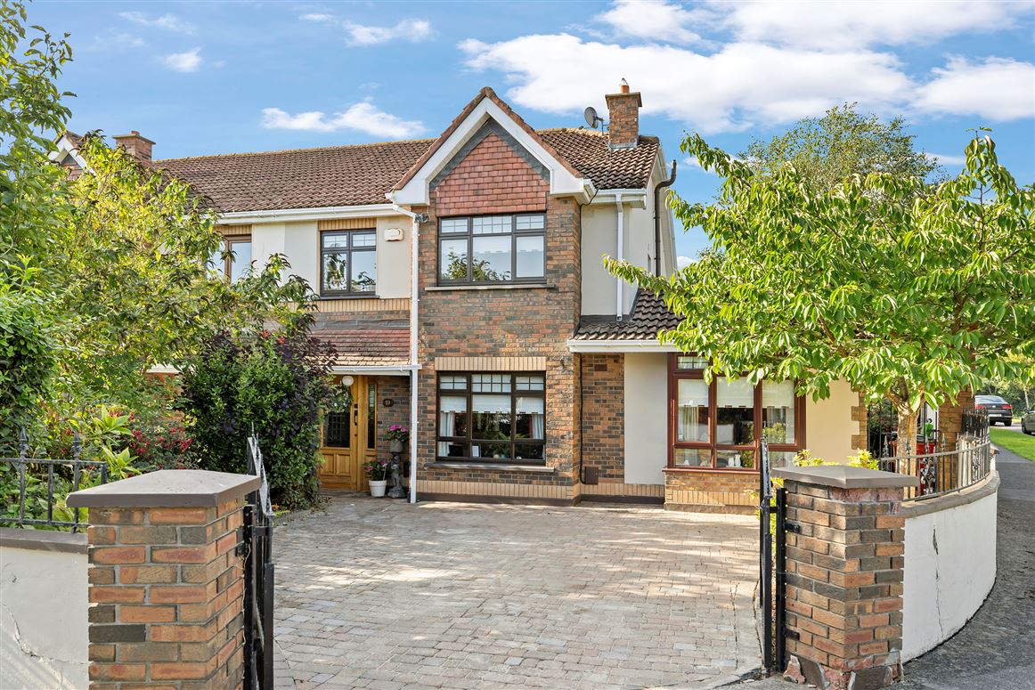 19 Westbury Drive, Lucan, Dublin Jim Payne Property Consultants Ltd