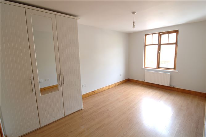 50 Woodbrook Hall, Castleknock, Dublin 15