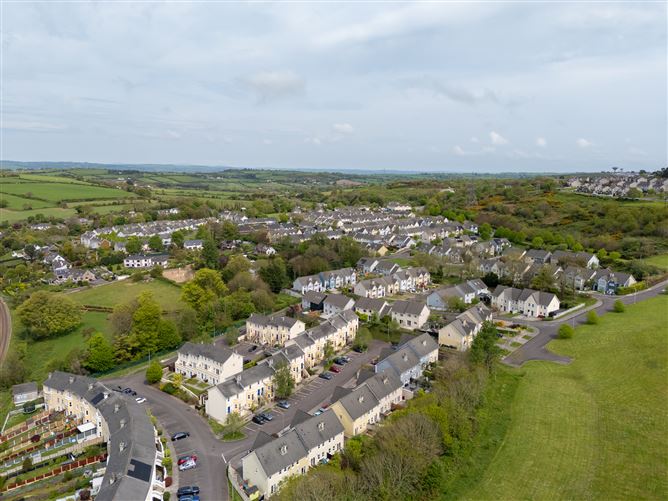 27 Chandlers Rest, Rushbrooke Links, Cobh, Cork